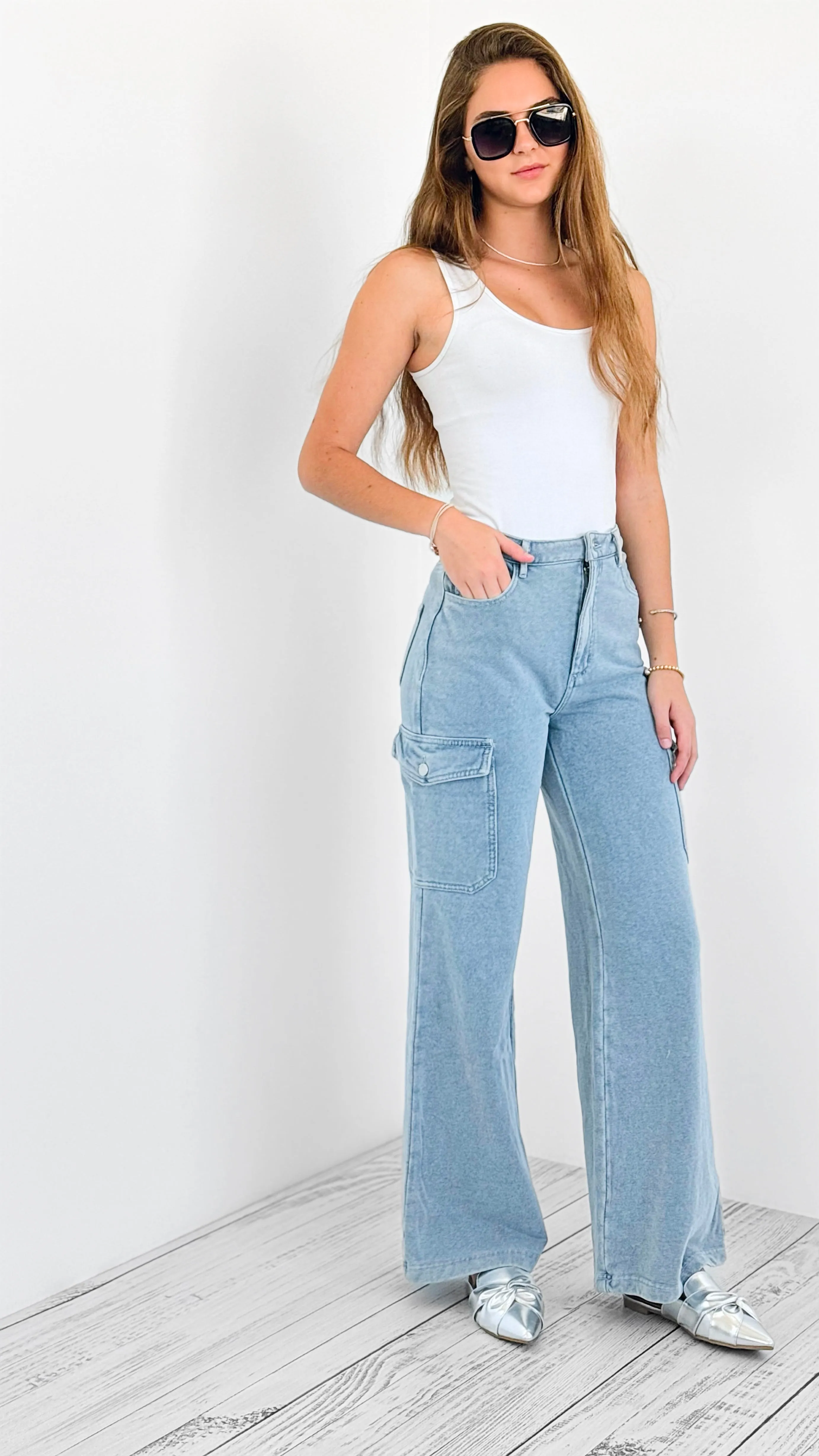 City Cargo Wide-Leg Jeans