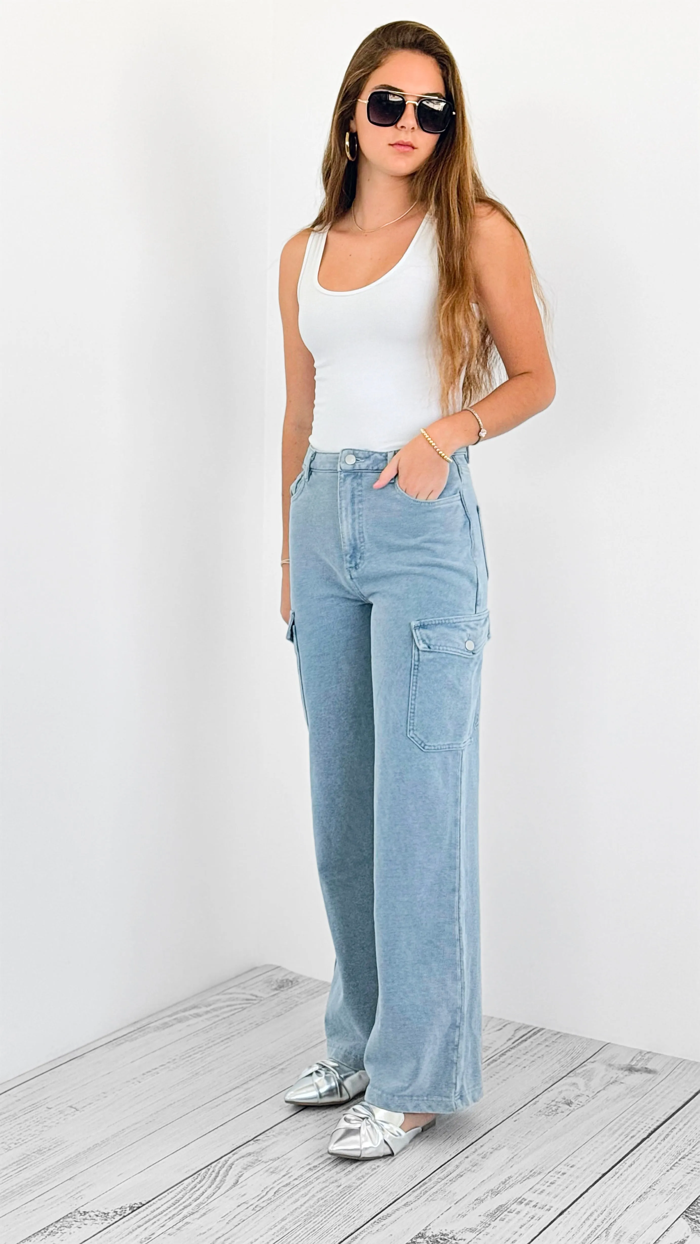 City Cargo Wide-Leg Jeans