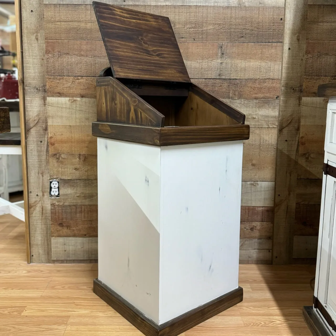 Farmhouse Trash Can