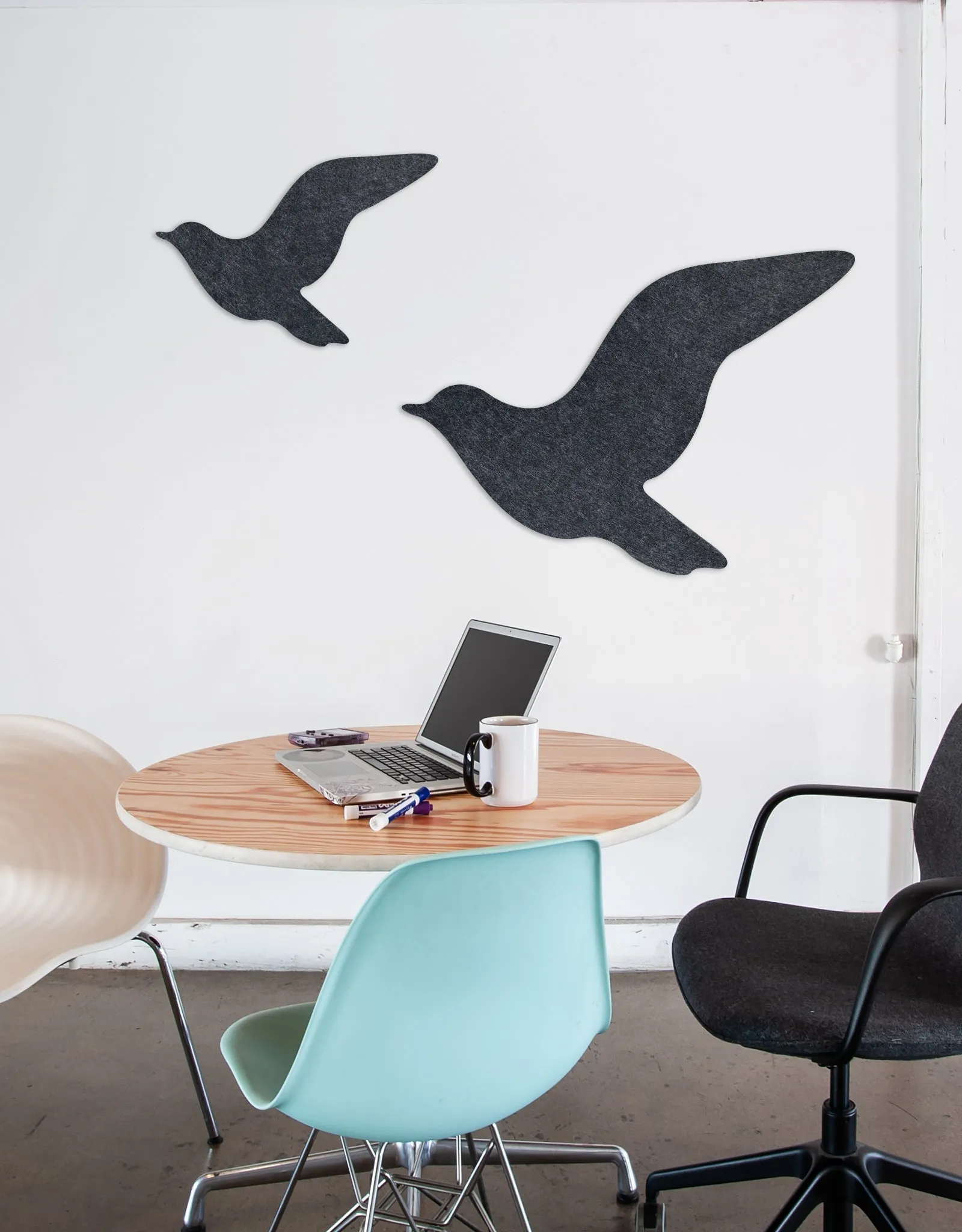 Fly Pinboard in Smoke
