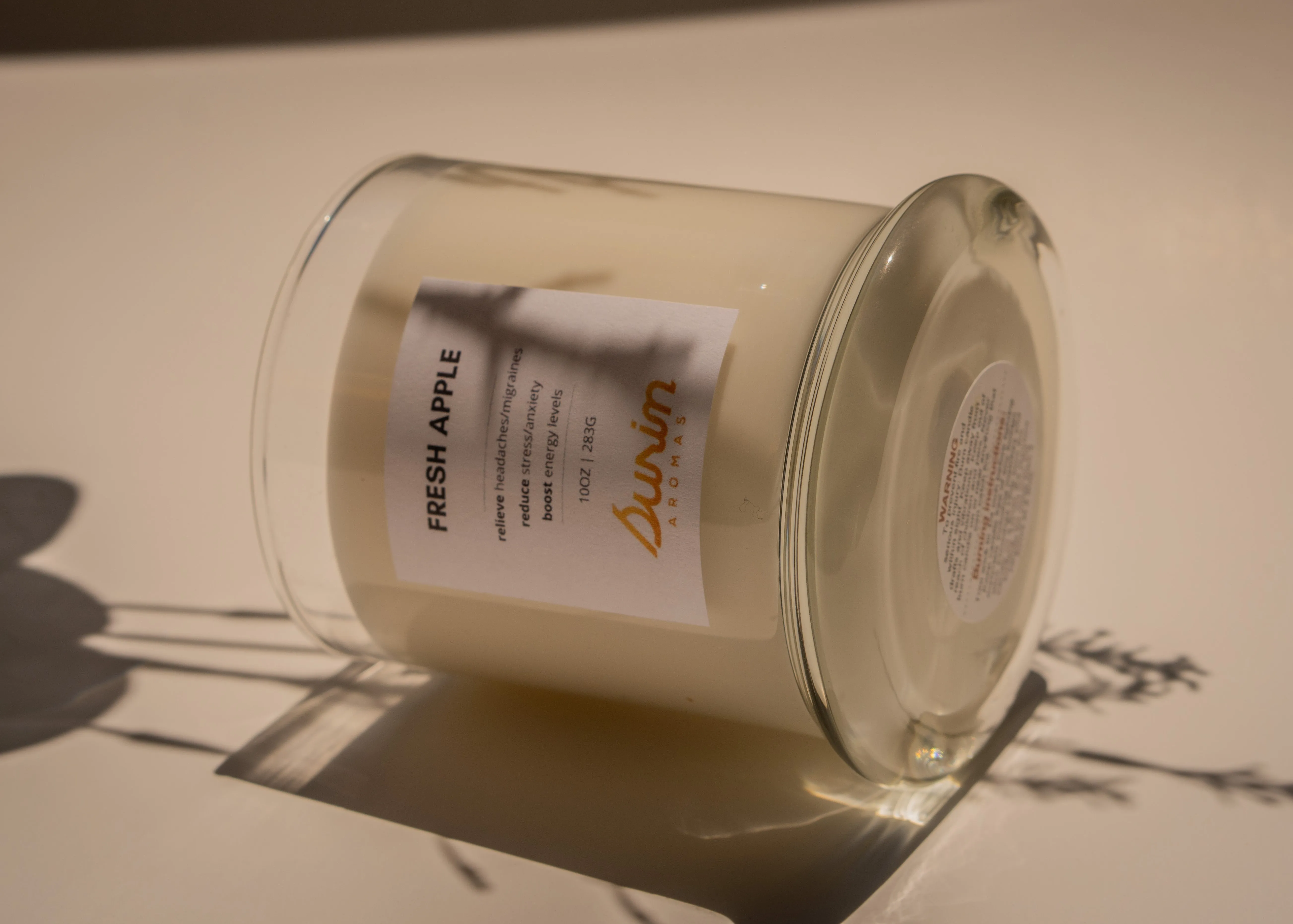 FRESH APPLE - AROMATHERAPY CANDLE