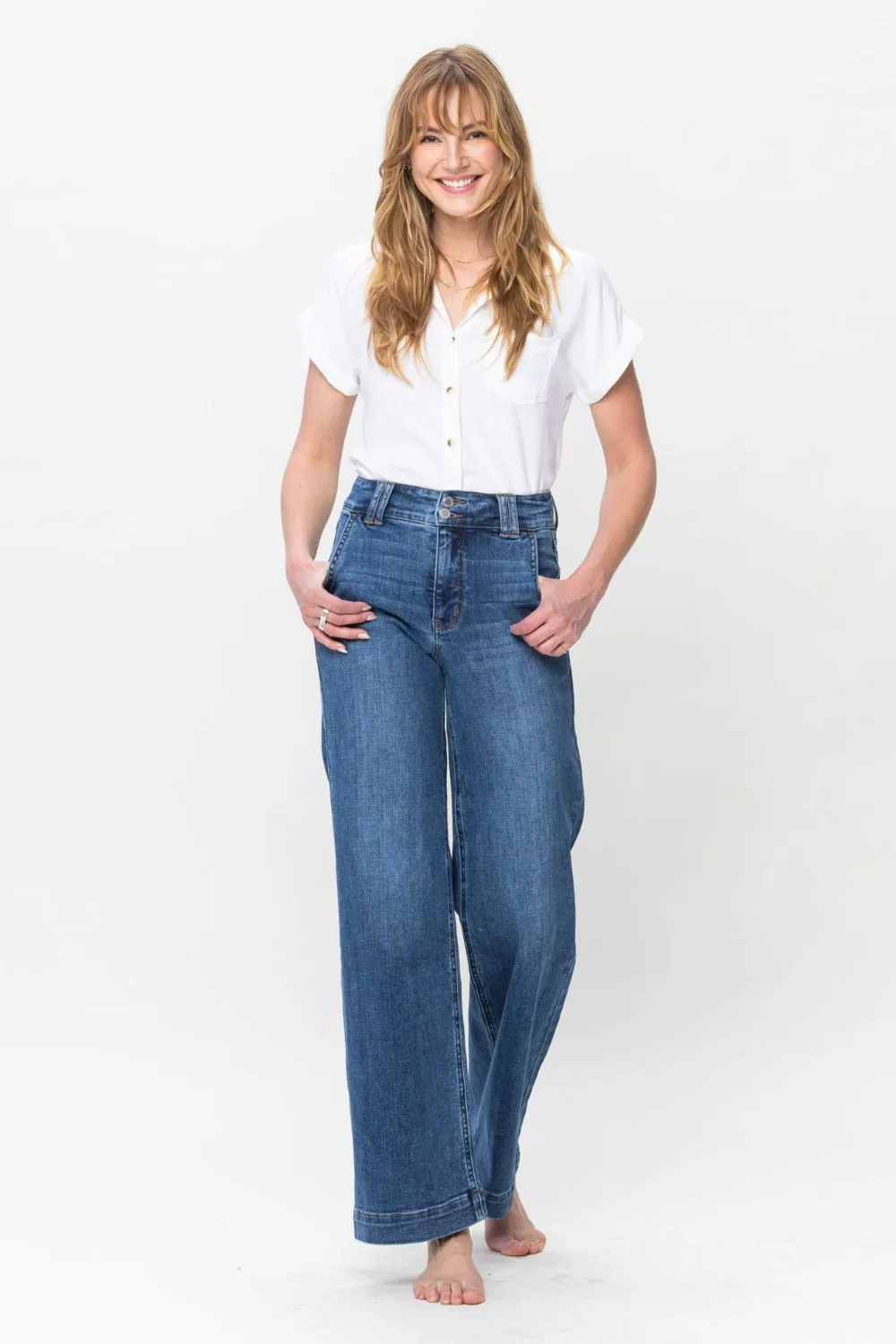 Judy Blue Double Button Wide Leg Jeans in Medium Wash
