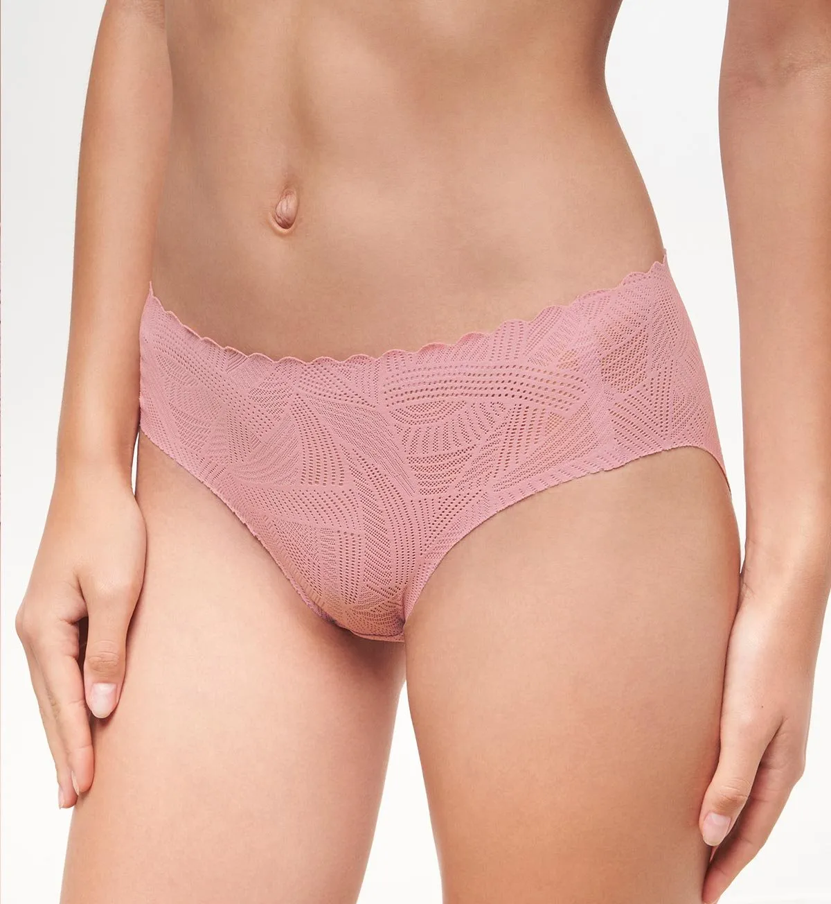 NEW ZERO IN LACE HIPSTER